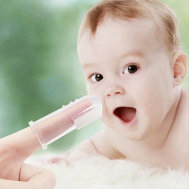Silicon baby finger toothbrush with cover. কভার সহ সিলিকন বেবি ফিঙ্গার টুথব্রাশ 2
